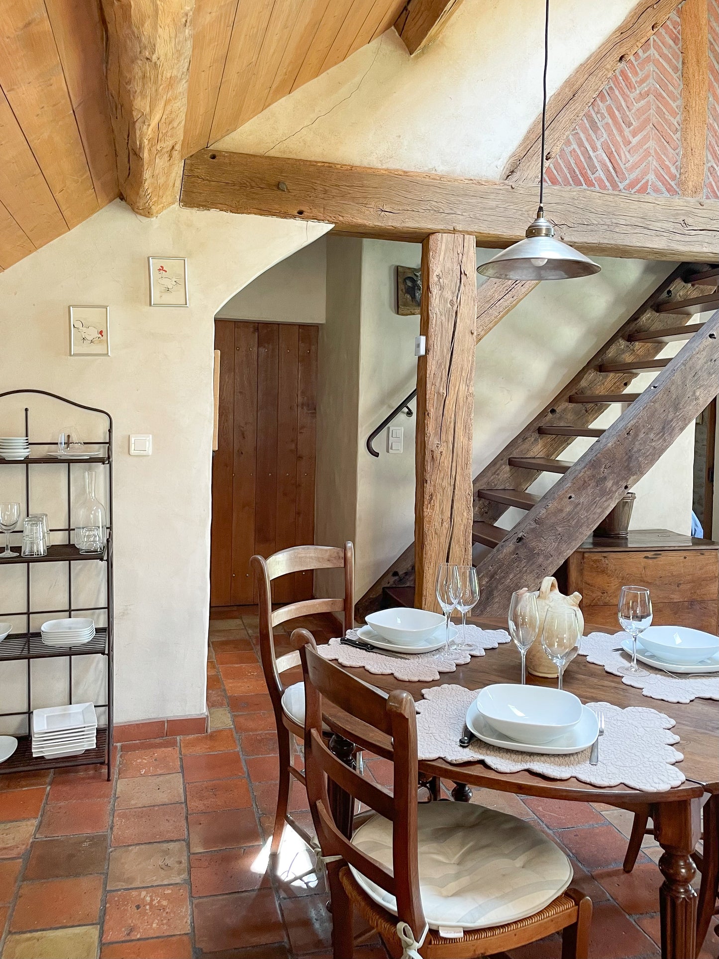 Charmante Maison de Campagne avec Piscine & Court de Tennis Partagés