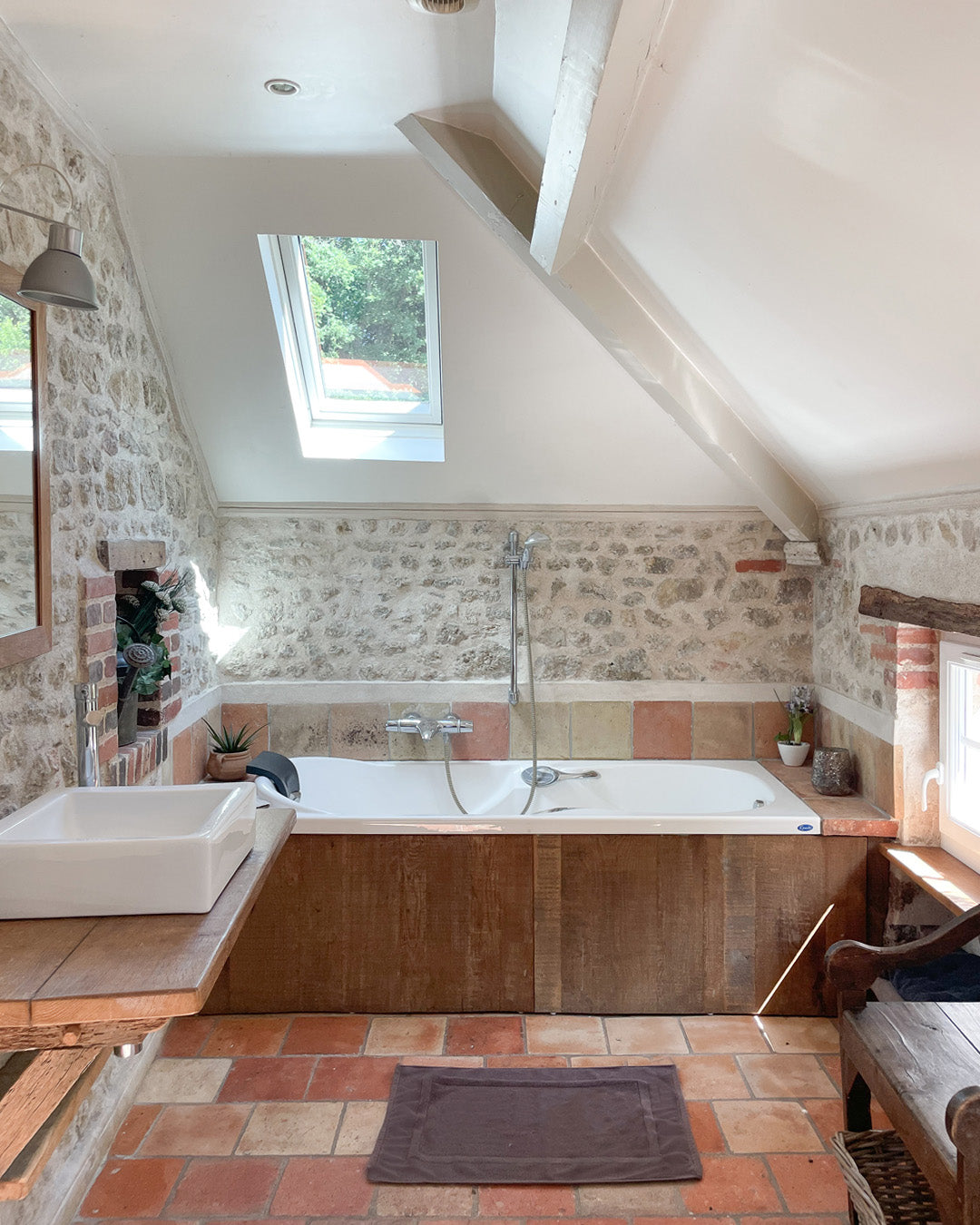 Charmante Maison de Campagne avec Piscine & Court de Tennis Partagés